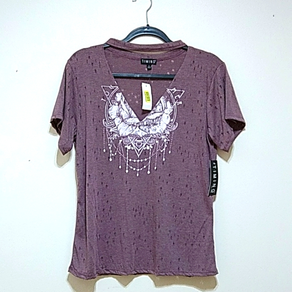 Timing Women's Distressed Top